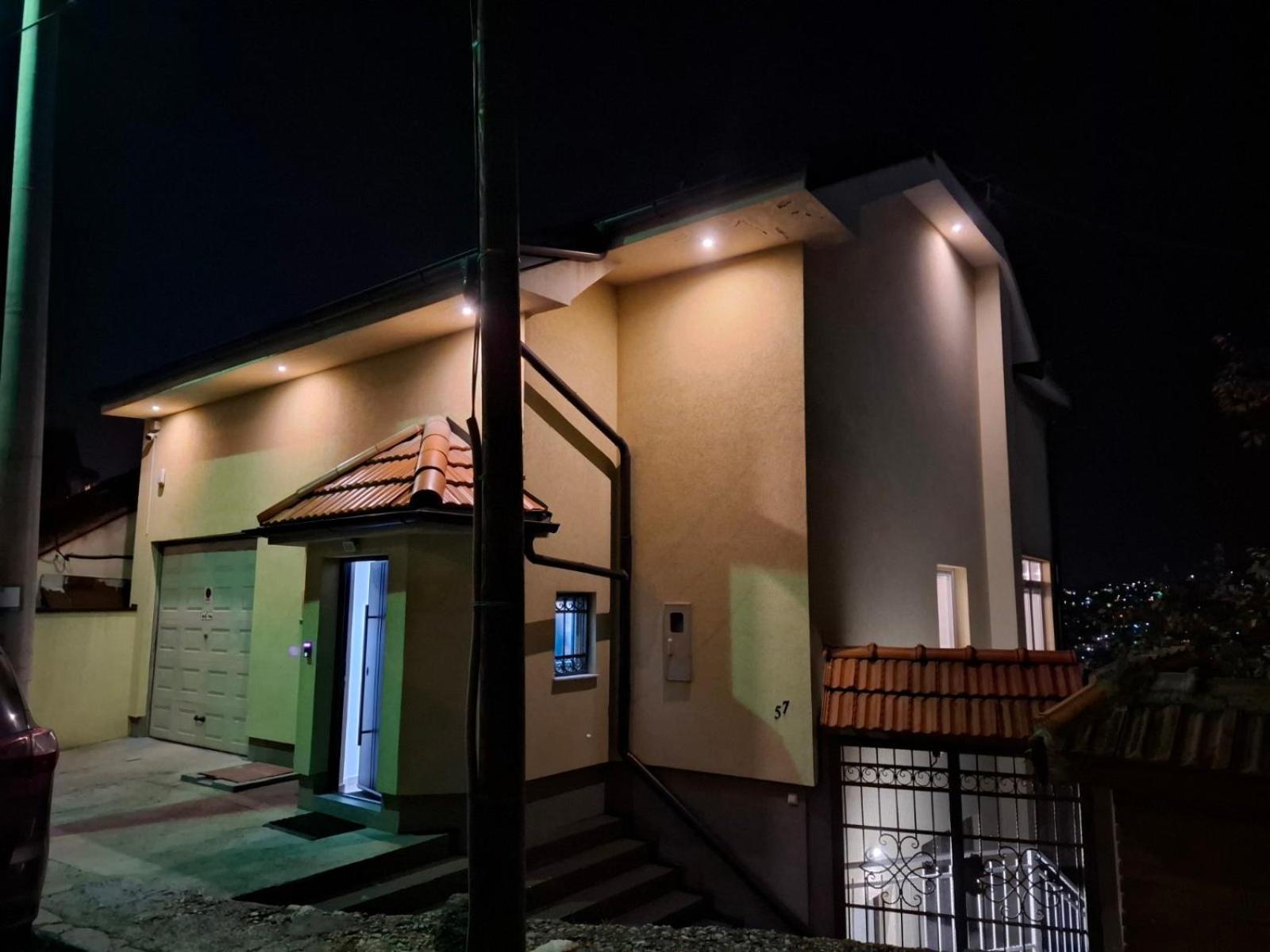 Guest house Alifakovac SJJ Extérieur photo