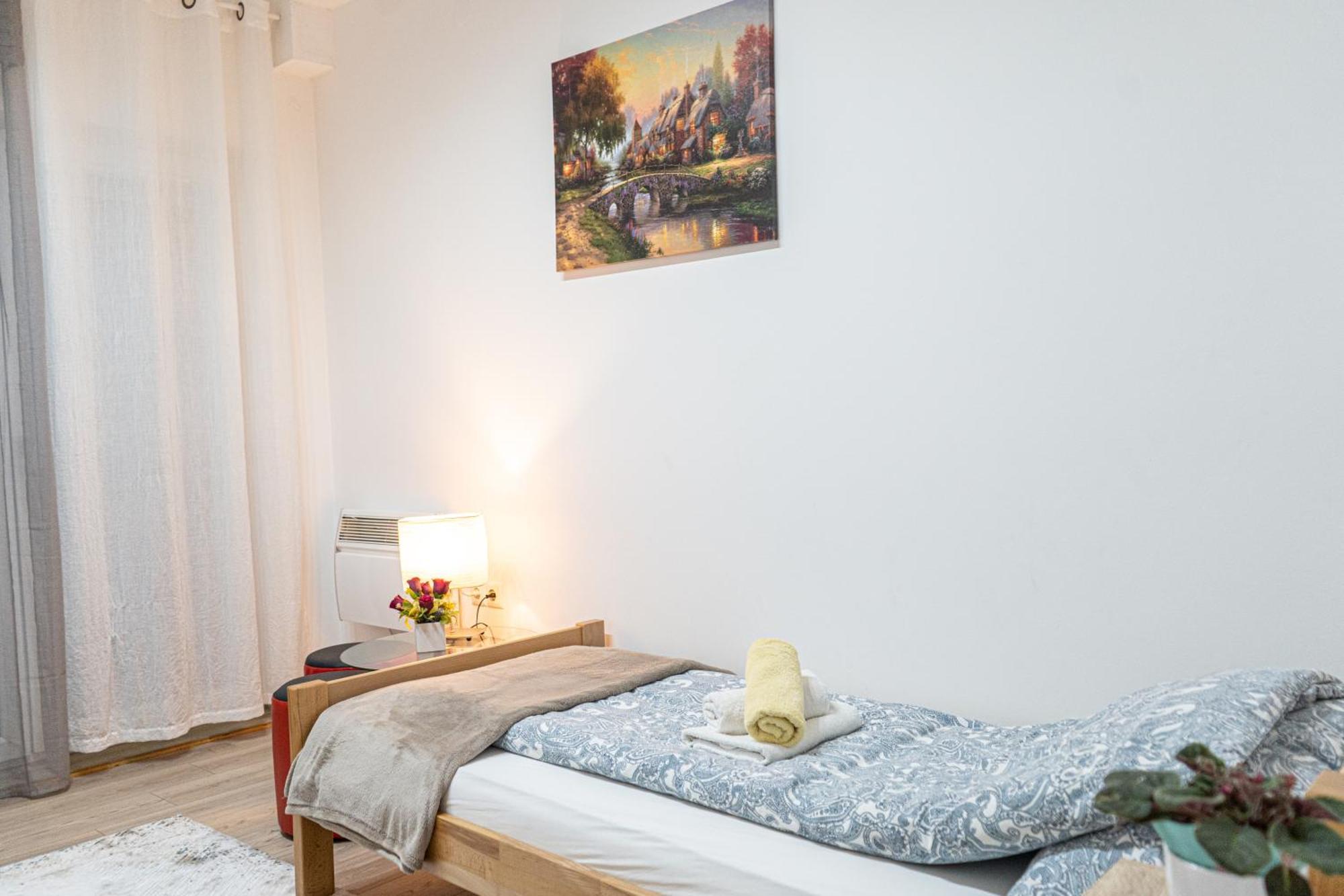 Guest house Alifakovac SJJ Extérieur photo